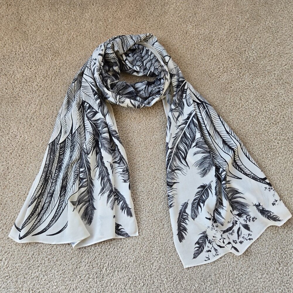 Bird Feathers Angel Wings Lightweight Scarf - Picture 10 of 13